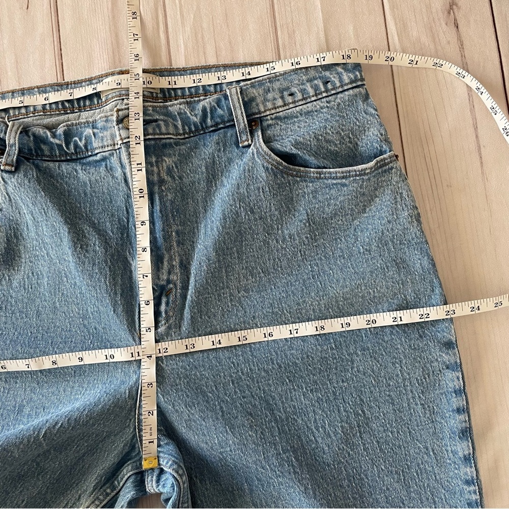 Abercrombie & Fitch Curve Love 90s Straight Ultra High Rise Jeans Womens 18 Blue - Picture 9 of 12